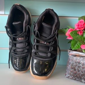 Retro Jordan Size 6.5 Youth